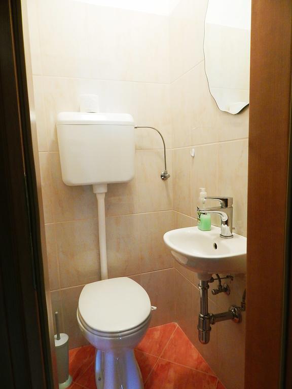 Apartment Karmen Porec Bagian luar foto
